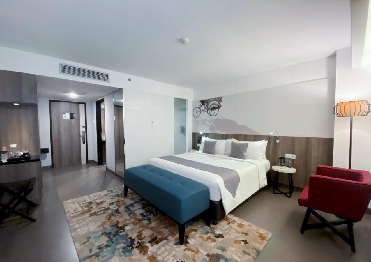 Hotel Neo Malioboro By Aston Yogyakarta Ngoại thất bức ảnh