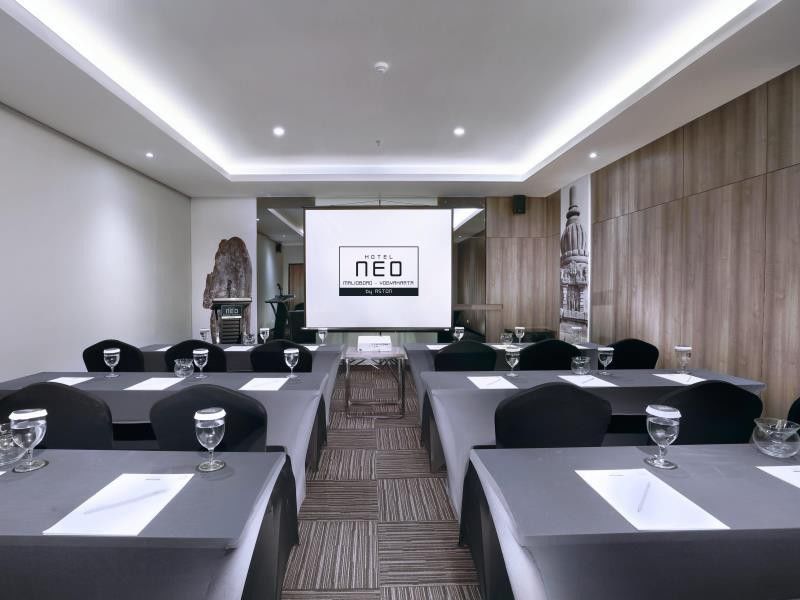 Hotel Neo Malioboro By Aston Yogyakarta Ngoại thất bức ảnh