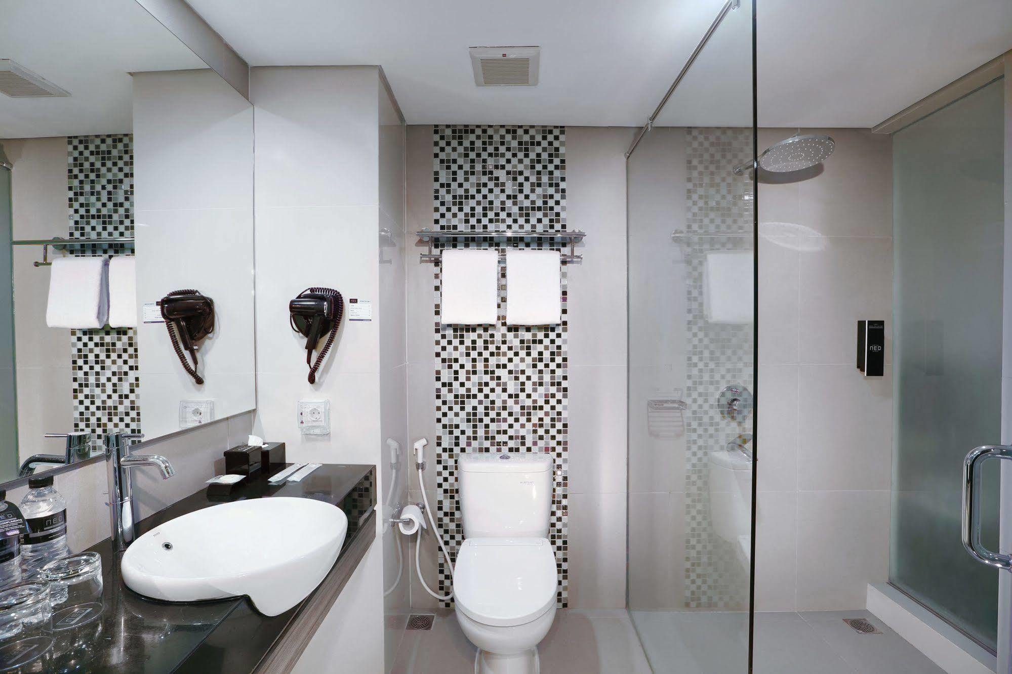 Hotel Neo Malioboro By Aston Yogyakarta Ngoại thất bức ảnh