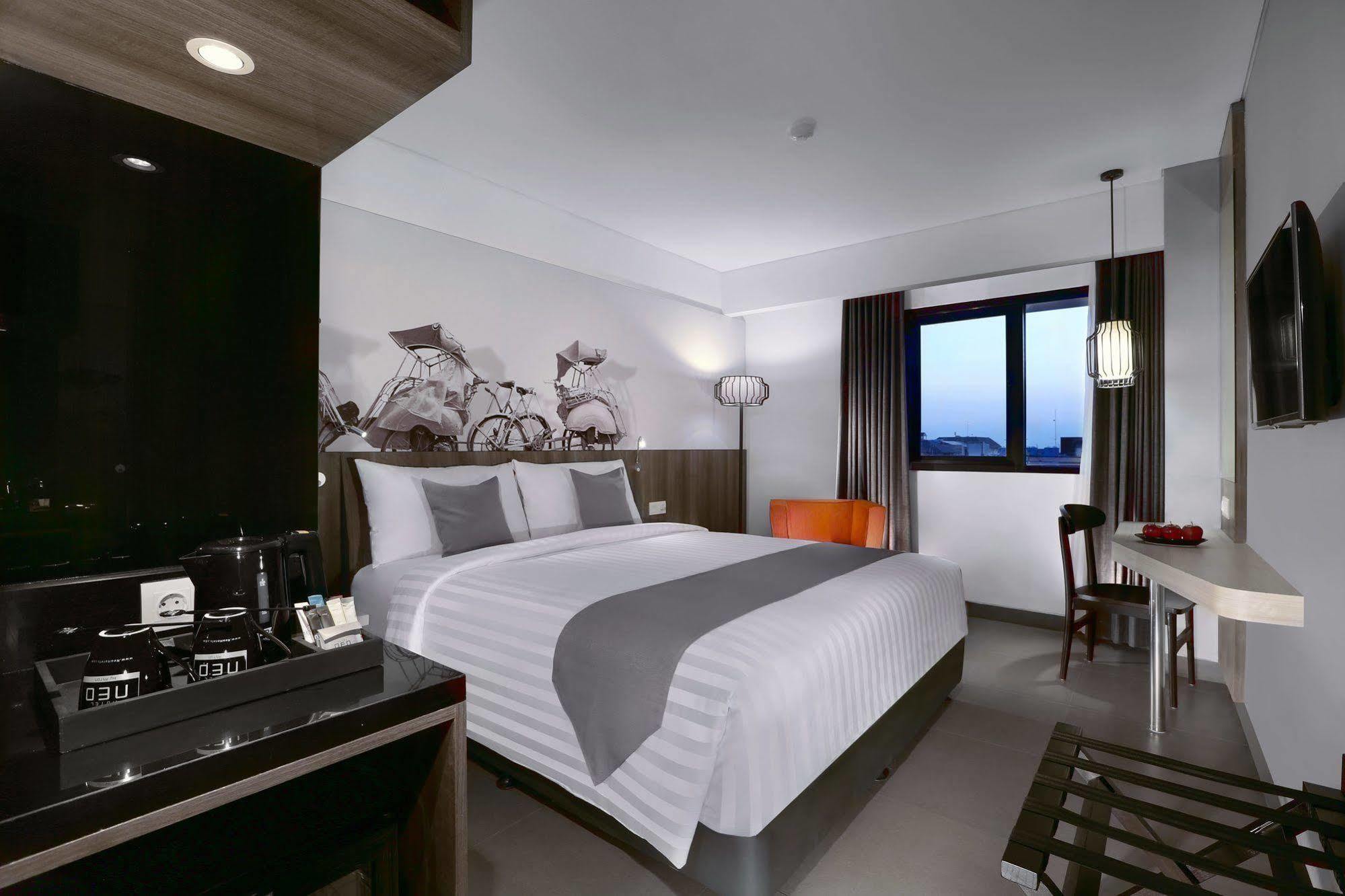 Hotel Neo Malioboro By Aston Yogyakarta Ngoại thất bức ảnh